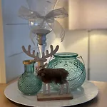 Perfect gelegen appartement met gratis overdekte staanplaats