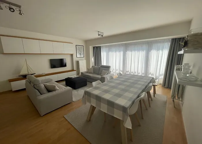 Perfect Gelegen Appartement Met Gratis Parkeerplaats